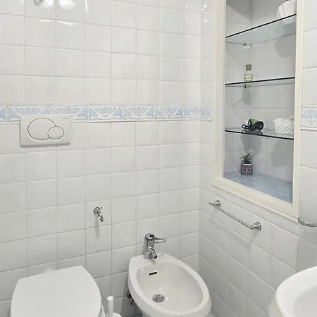 De Vivo Realty - La Perla Blu Holiday home