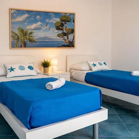 De Vivo Realty - La Perla Blu بيت للعطل ماسّا لوبْرينسِ