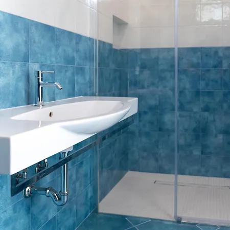 De Vivo Realty - La Perla Blu * ماسّا لوبْرينسِ