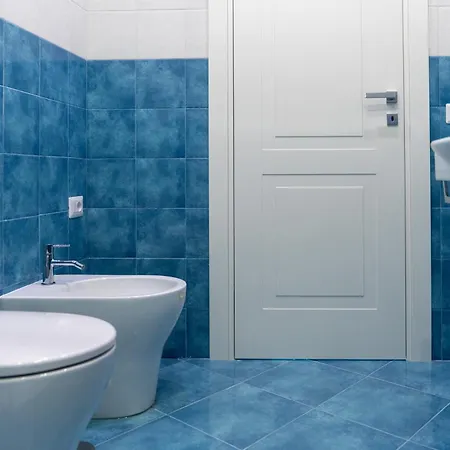 De Vivo Realty - La Perla Blu